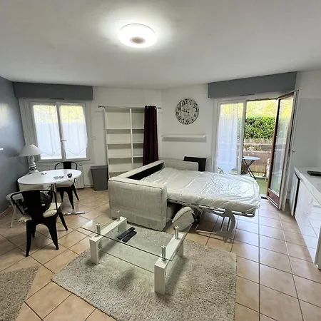 Super A Proximite De Geneve Apartment